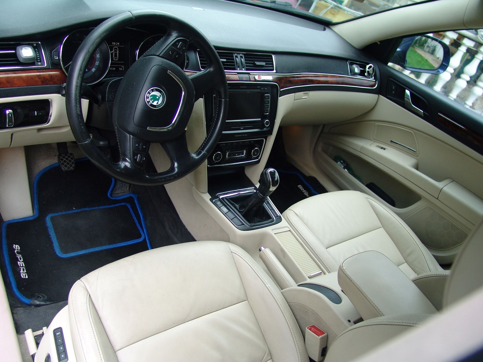 Škoda Superb 8