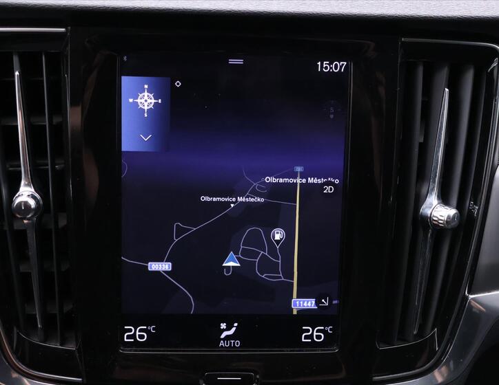 Volvo V90 24