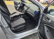 Hyundai i20 15