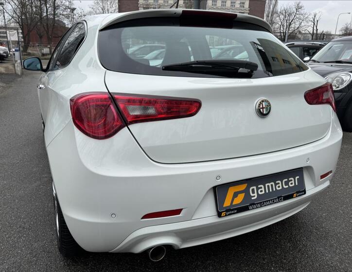 Alfa Romeo Giulietta 7