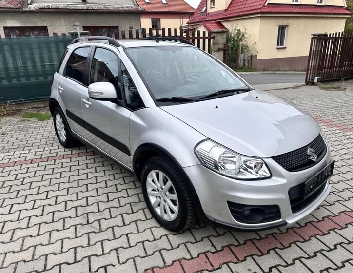 Suzuki SX4 2