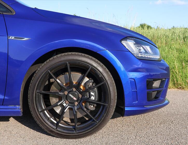 Volkswagen Golf 34