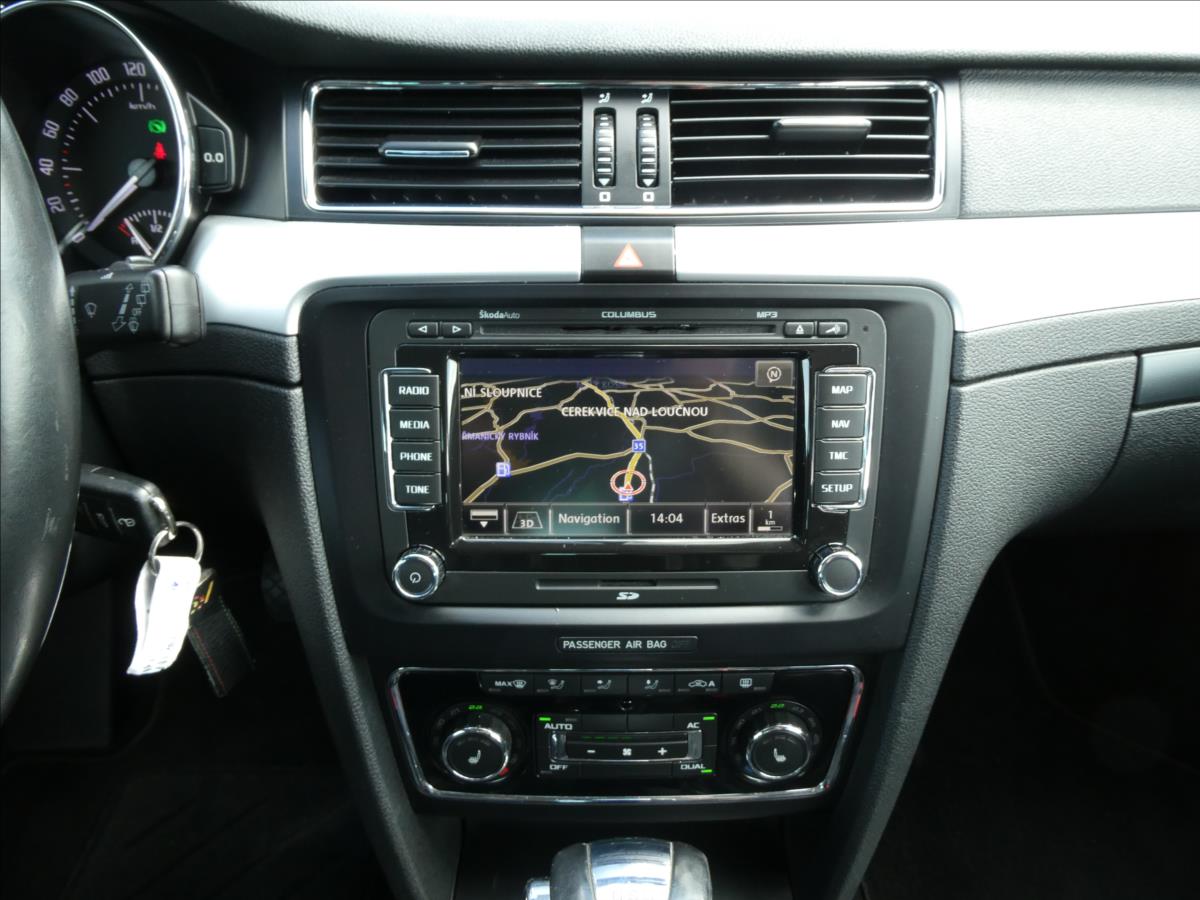 Škoda Superb