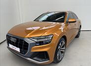 Audi Q8 1