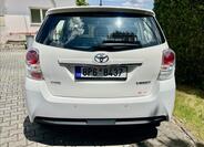Toyota Verso 4