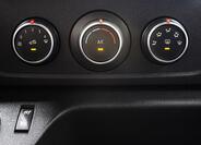 Nissan Interstar 17