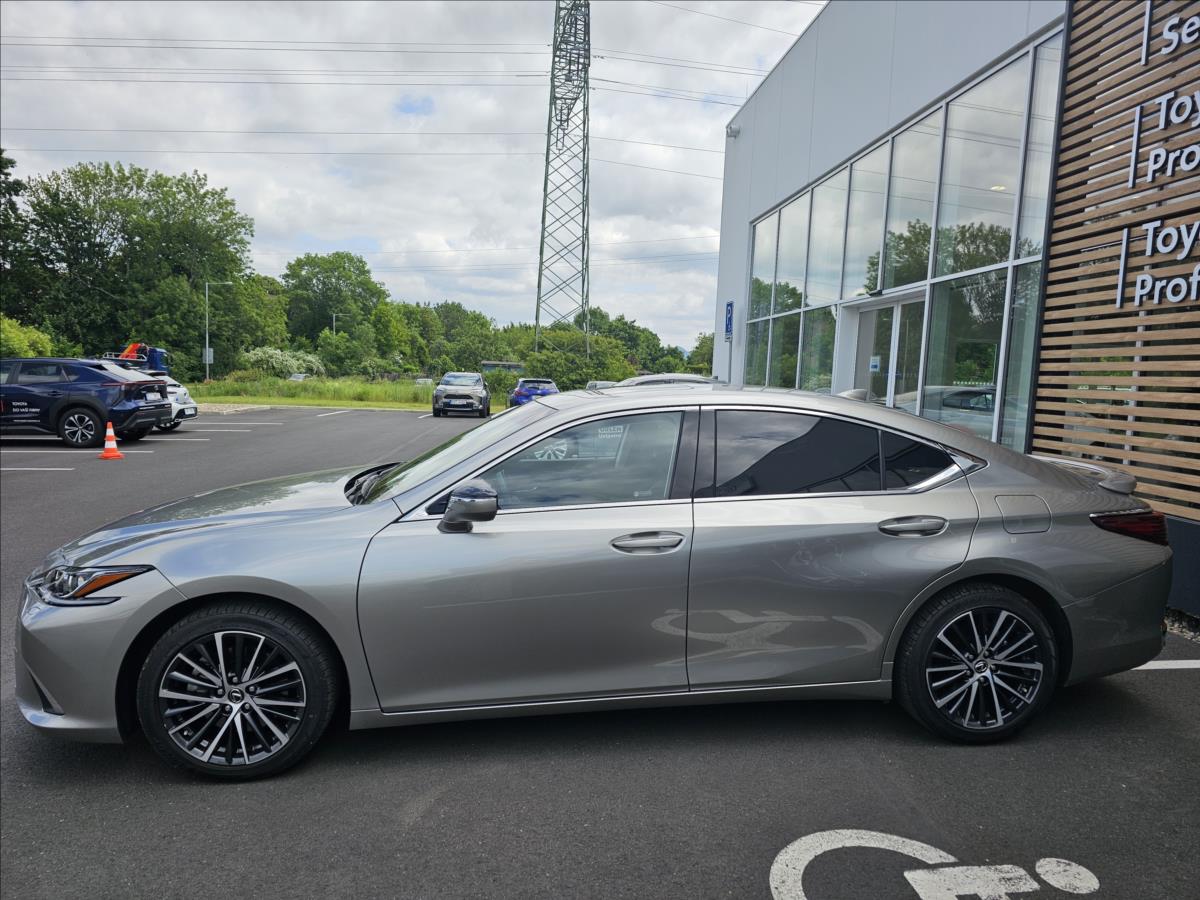 Lexus ES 300h