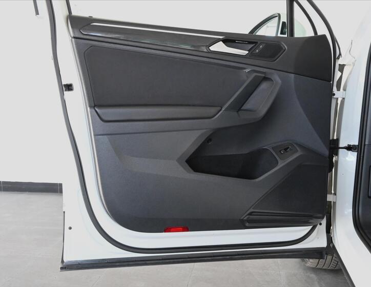 Volkswagen Tiguan 26