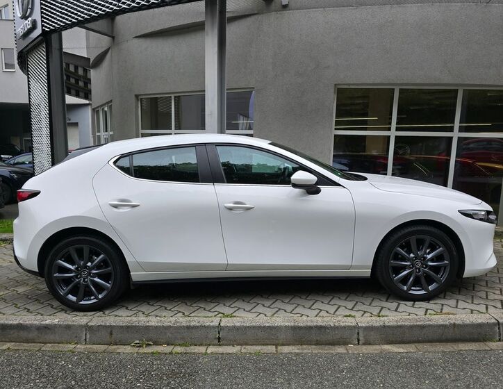 Mazda 3 6