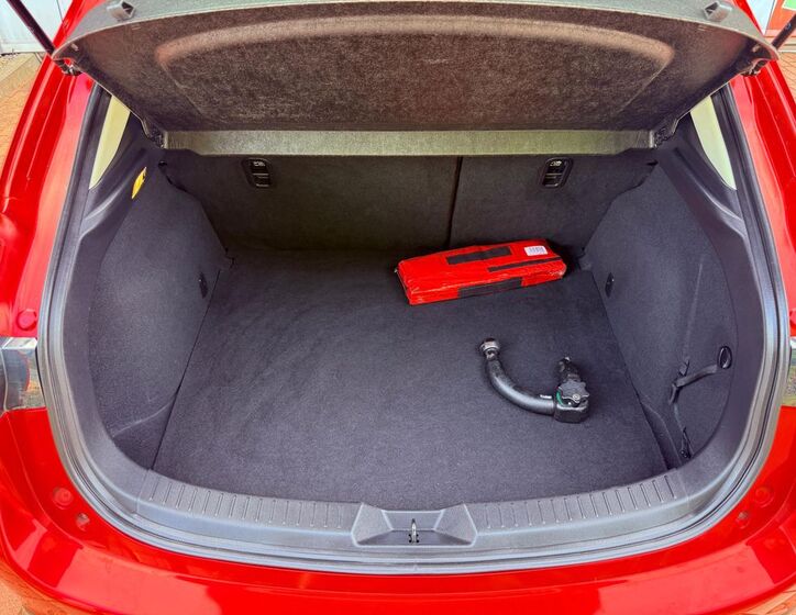 Mazda 3 9