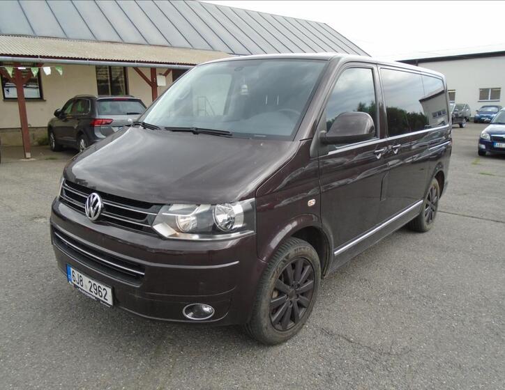Volkswagen Multivan 2