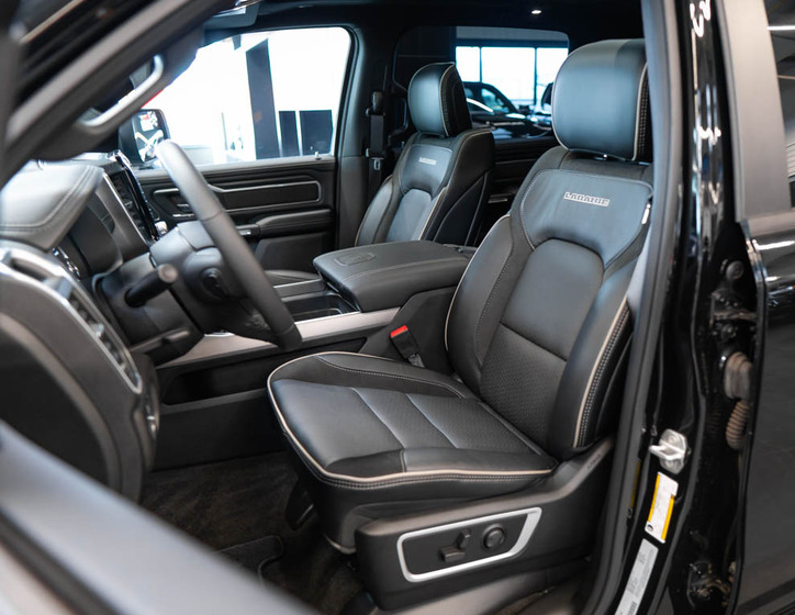 Dodge RAM 15