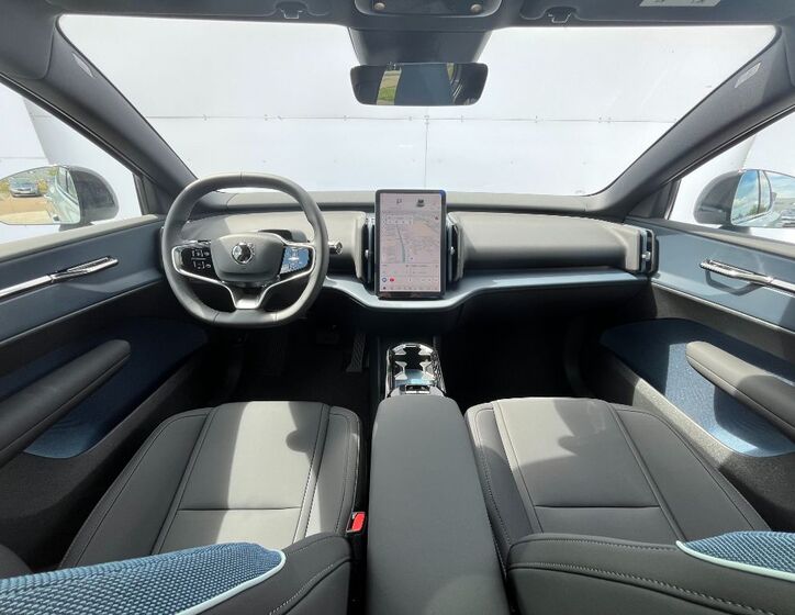 Volvo EX30 5