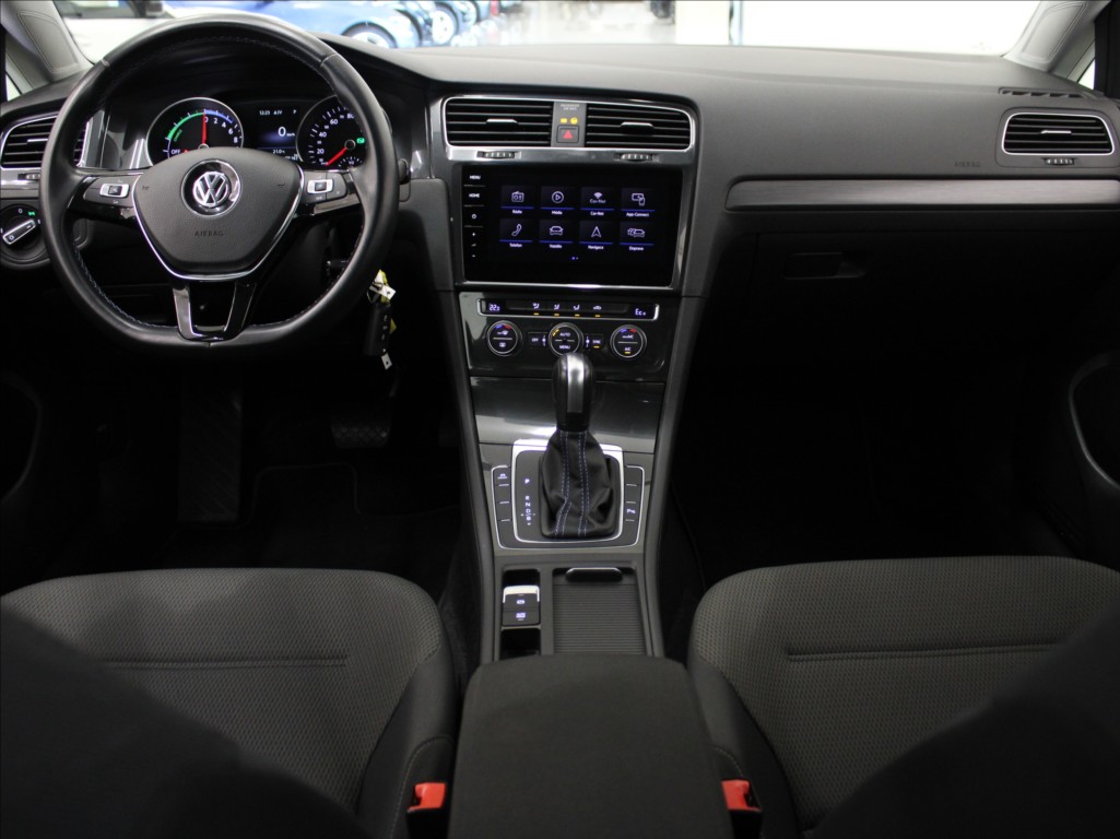Volkswagen e-Golf