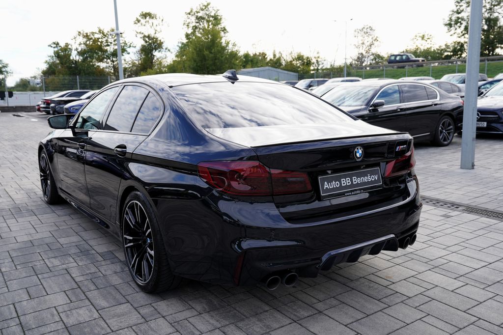 BMW M5