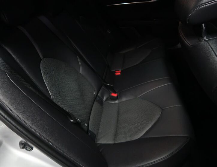 Toyota Camry 12