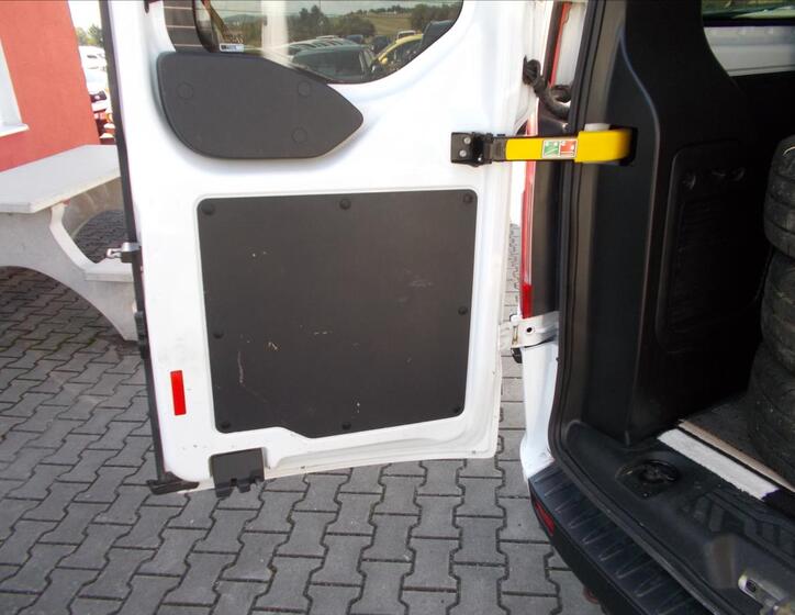 Ford Transit Custom 20