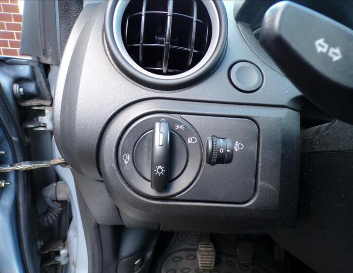 Ford Fiesta 11