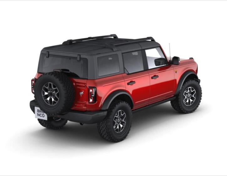Ford Bronco 4