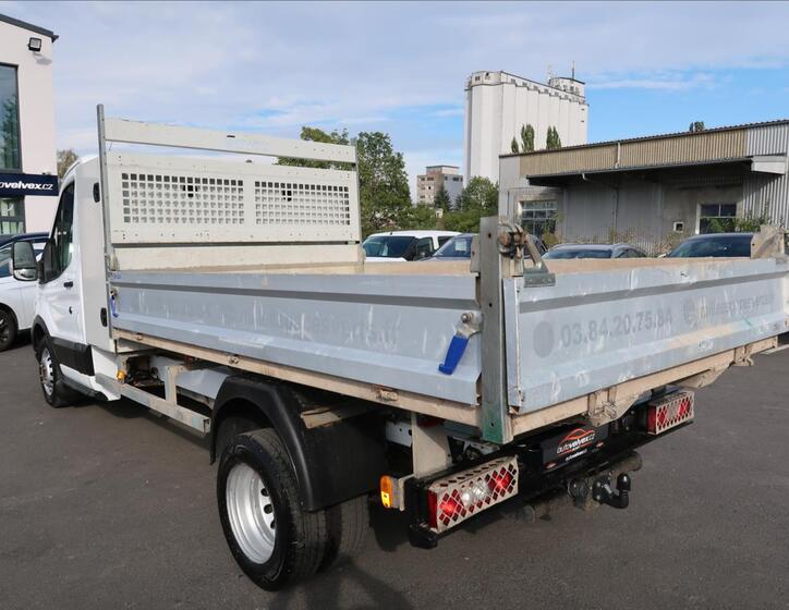 Ford Transit 7