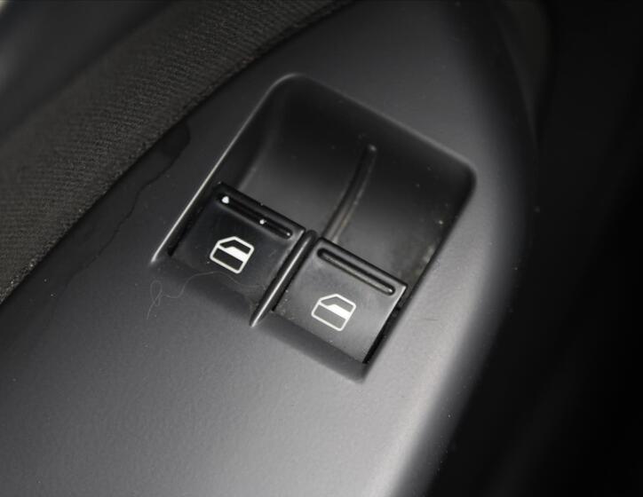 Volkswagen Caddy 16