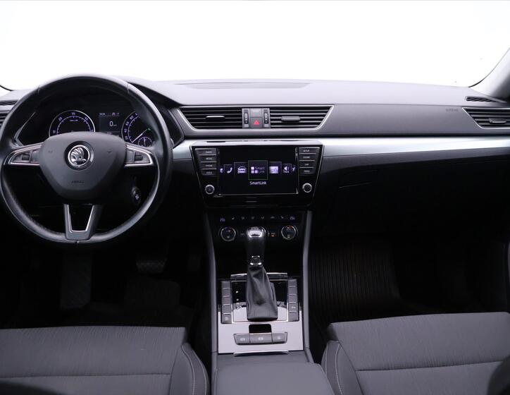 Škoda Superb 33