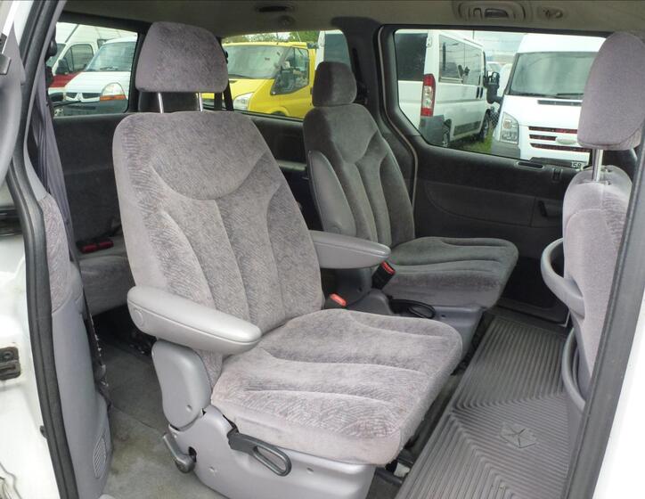 Dodge Grand Caravan 25