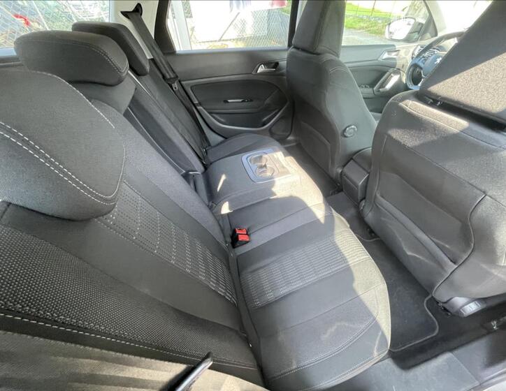 Peugeot 308 35
