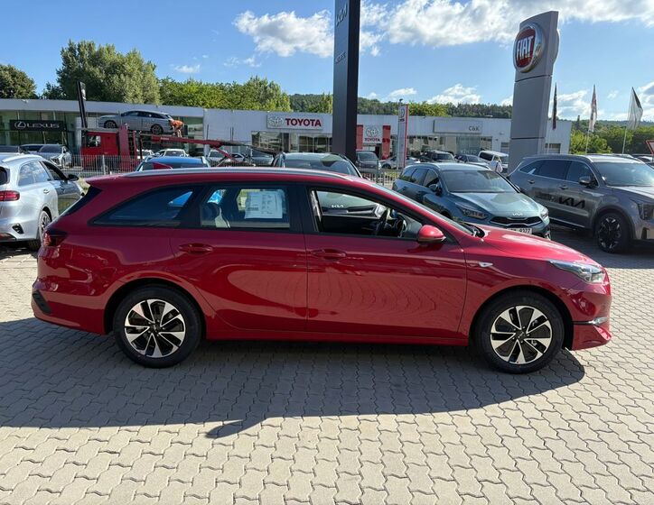 KIA Ceed 8
