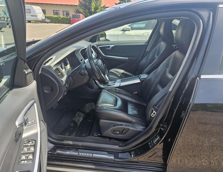 Volvo V60 10
