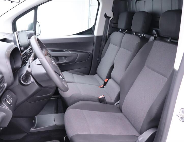 Opel Combo 11