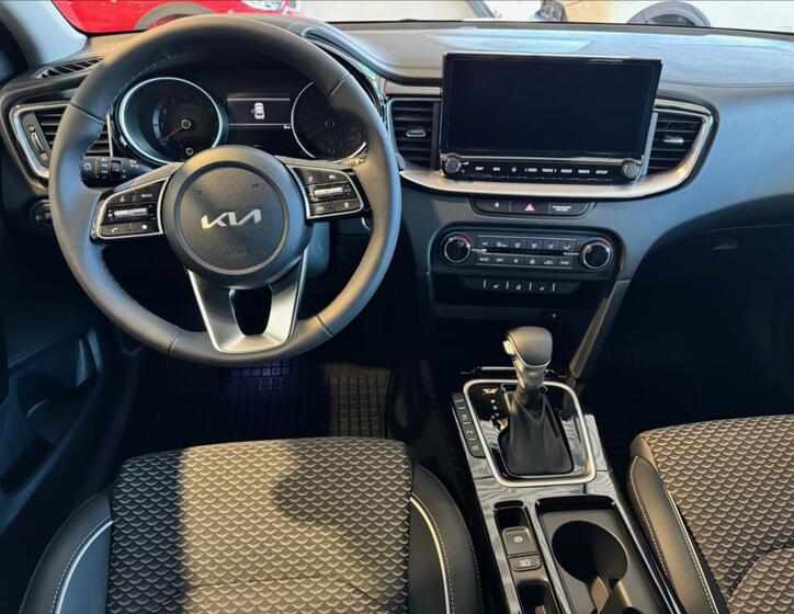 KIA XCeed 7