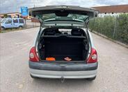 Renault Clio 24