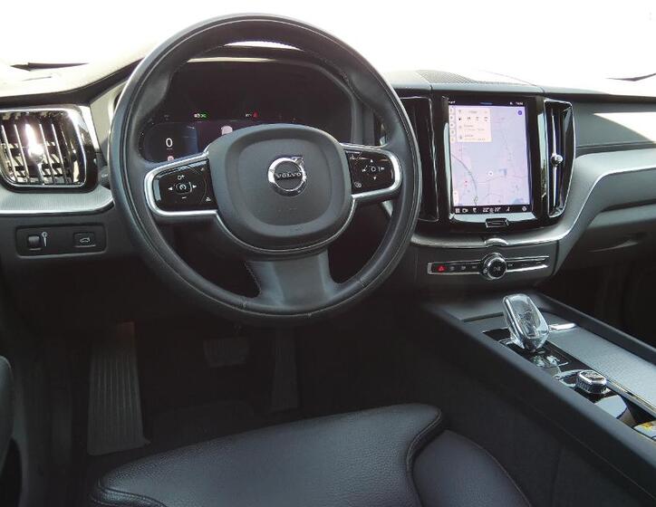Volvo XC60 5