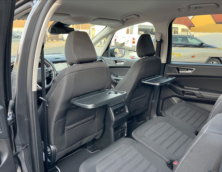 Ford Galaxy 16