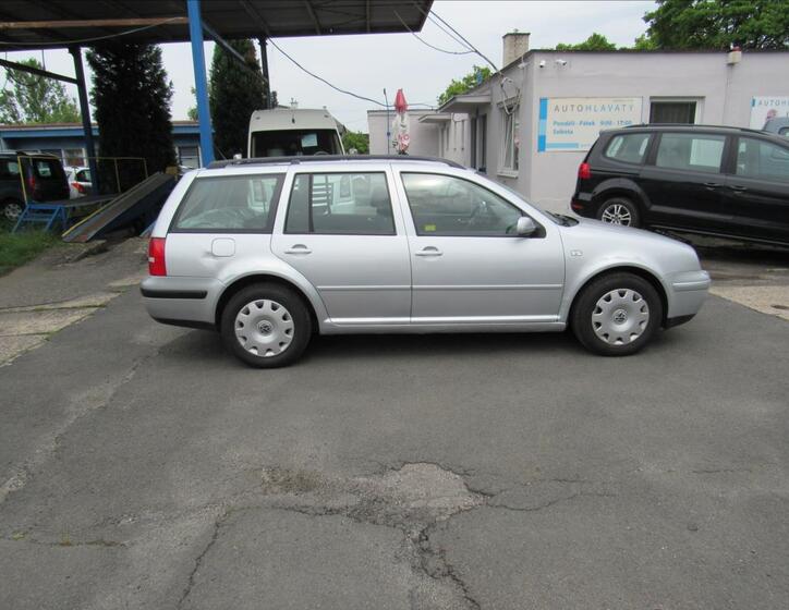 Volkswagen Golf 8