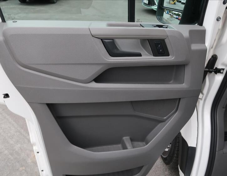 Volkswagen Crafter 16
