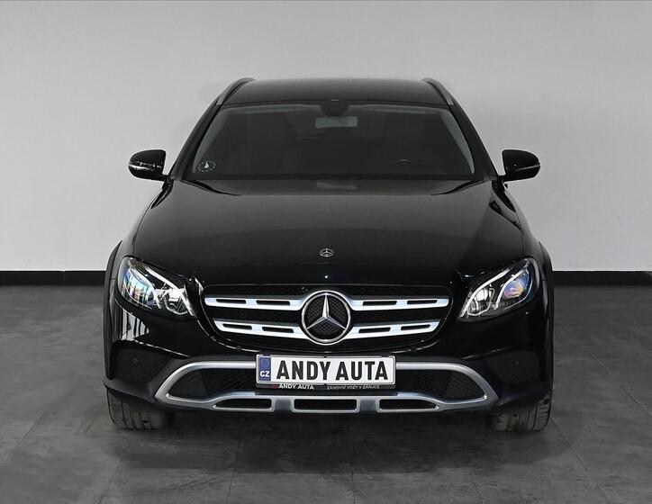 Mercedes-Benz Třídy E 2