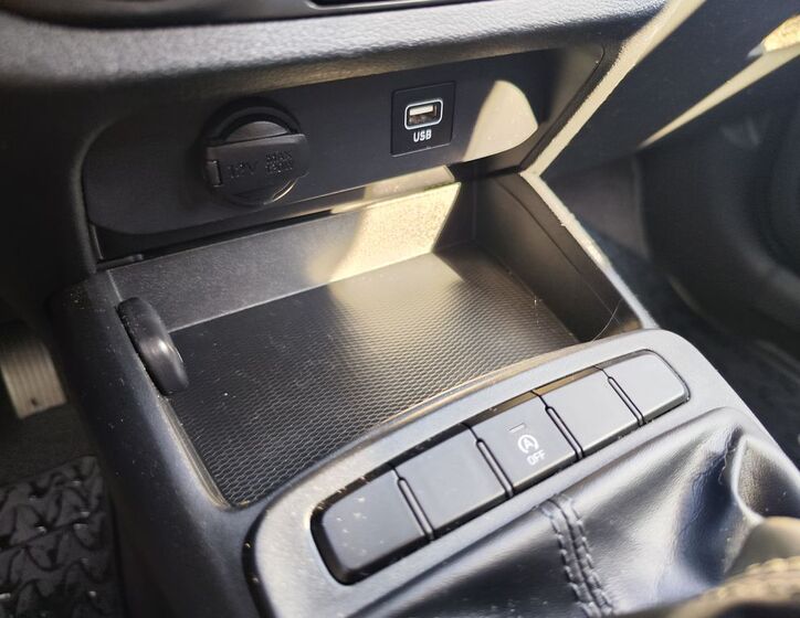 Hyundai i10 17