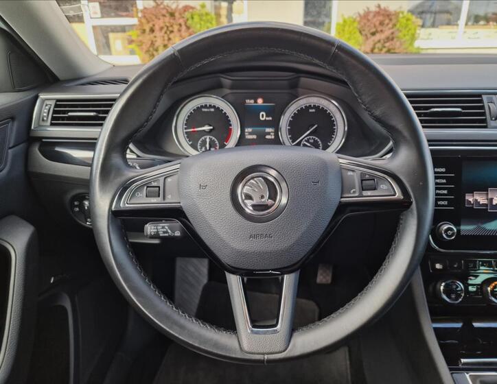 Škoda Superb 21
