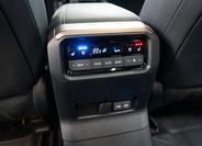 Toyota Land Cruiser 37