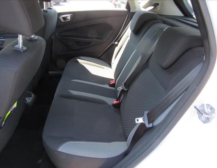 Ford Fiesta 10