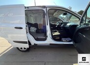 Ford Transit Courier 9