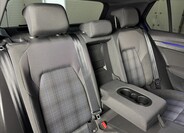 Volkswagen Golf 13