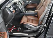 Volvo XC60 9