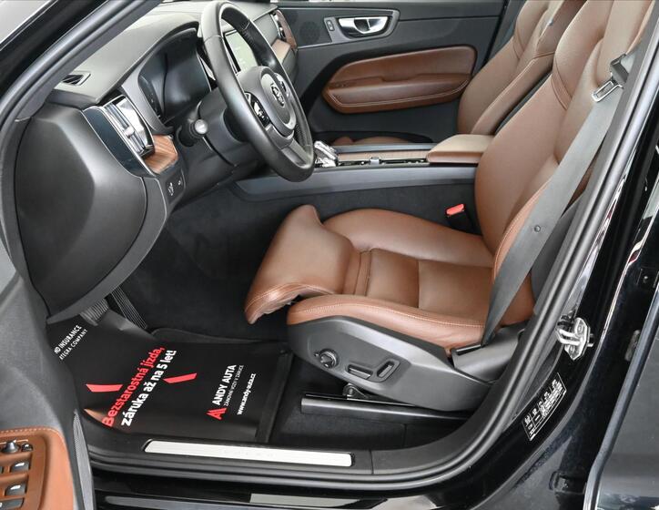 Volvo XC60 9