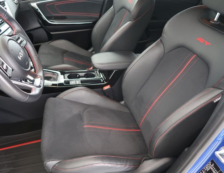 KIA Pro-Ceed 9