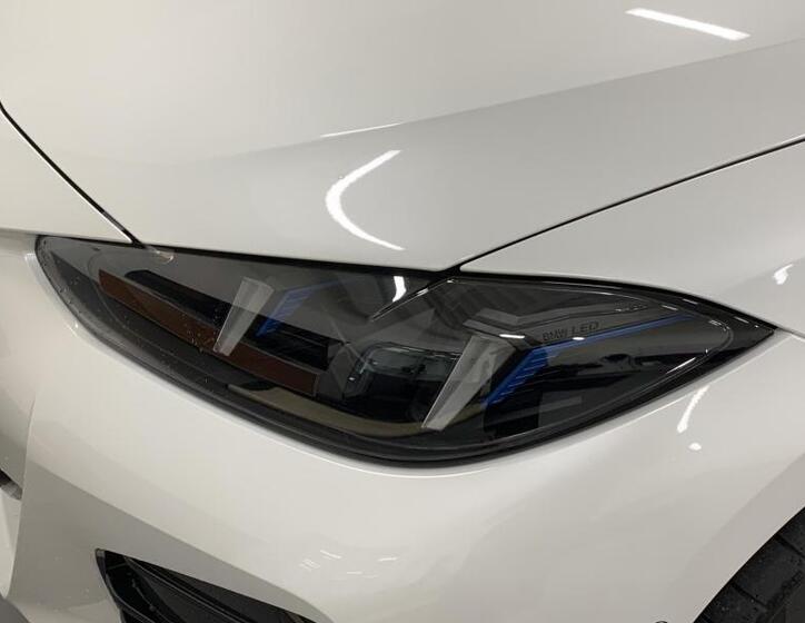 BMW i4 3