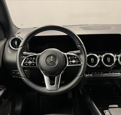 Mercedes-Benz GLA 5