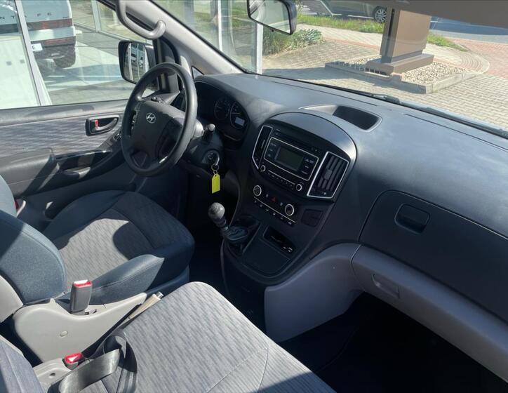 Hyundai H 1 7